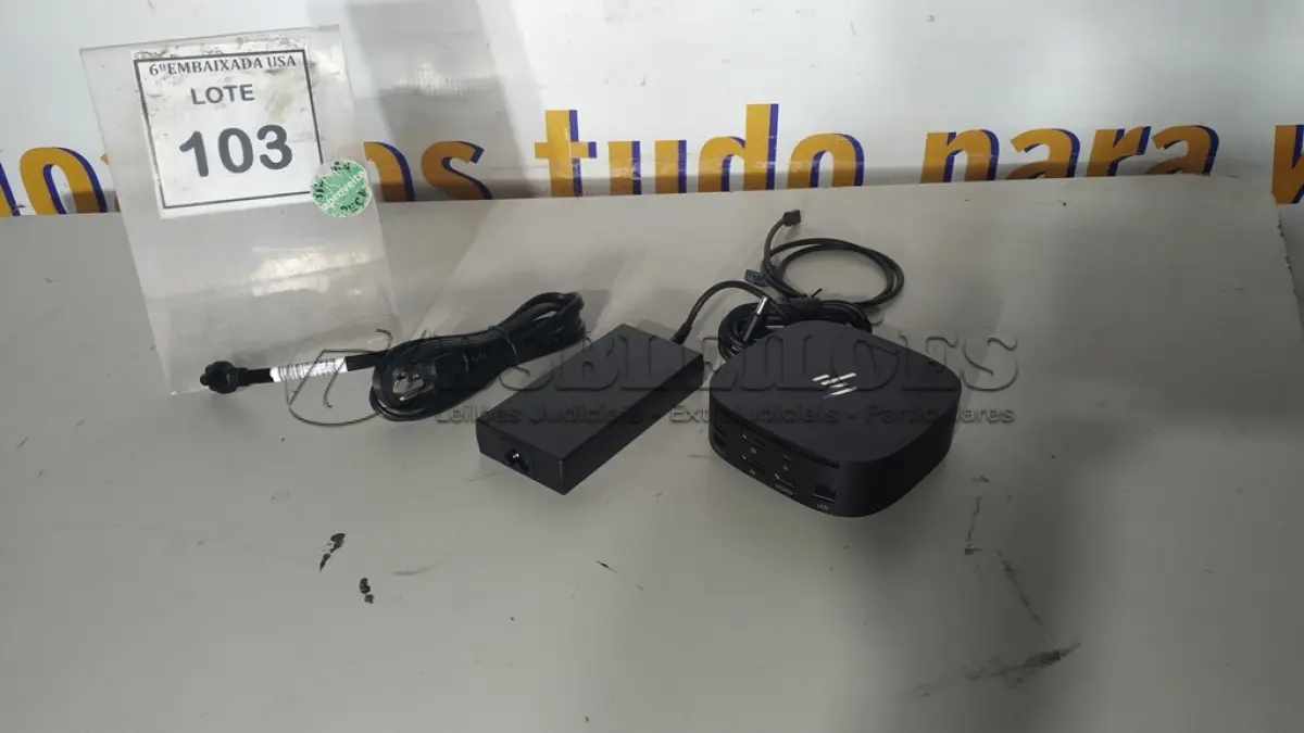 LOTE 103 - 01 DOCKING STATION HP HSN-IX02.(NOVO) (NO ESTADO EM QUE SE ENCONTRA. SUJEITO A AVARIAS OCULTAS/VISÍVEIS.)