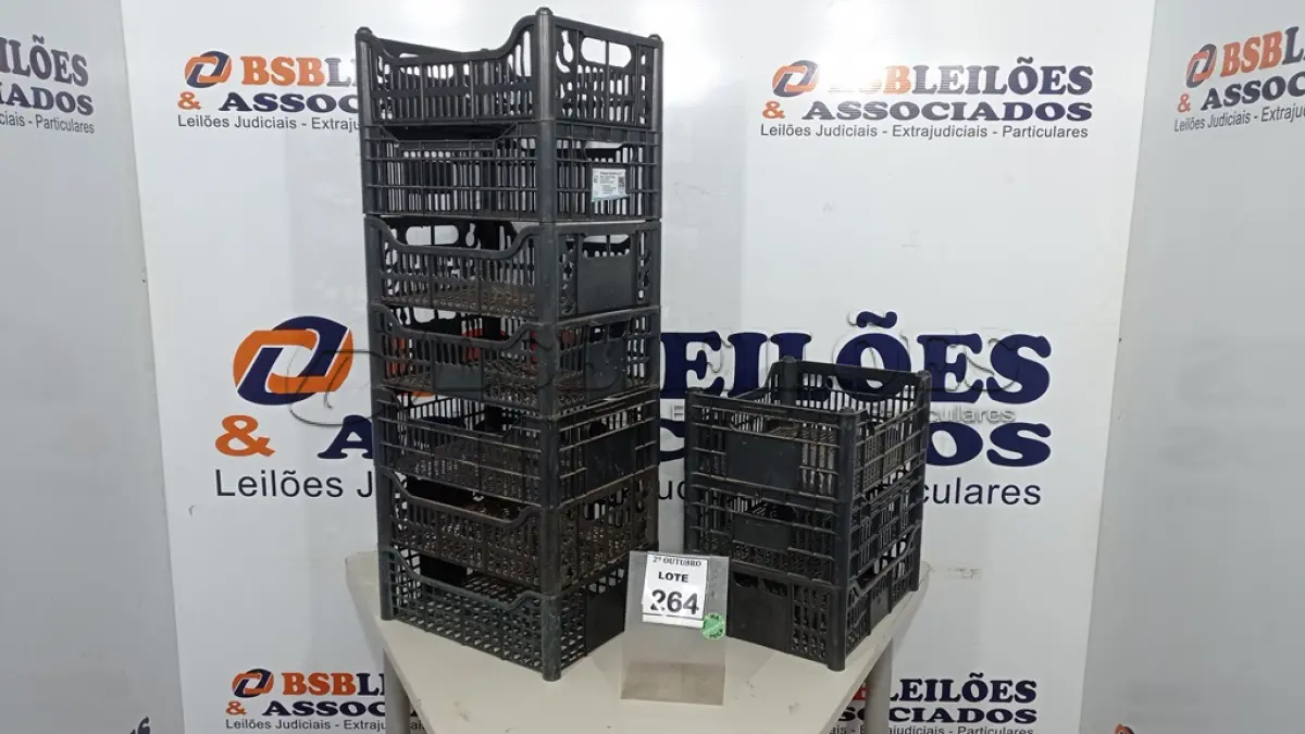 LOTE 264 - 10 CESTAS ORGANIZADORAS. (NO ESTADO) ATENÇÃO! FAZER A VISITAÇÃO ANTES DE ARREMATAR, NÃO SABEMOS SE FUNCIONA, LEILÃO NÃO TEM GARANTIA E NEM DEVOLUÇÃO, SUJEITO A POSSÍVEIS AVARIAS VISÍVEIS/OCULTAS E/OU AUSÊNCIA DE COMPONENTES.
