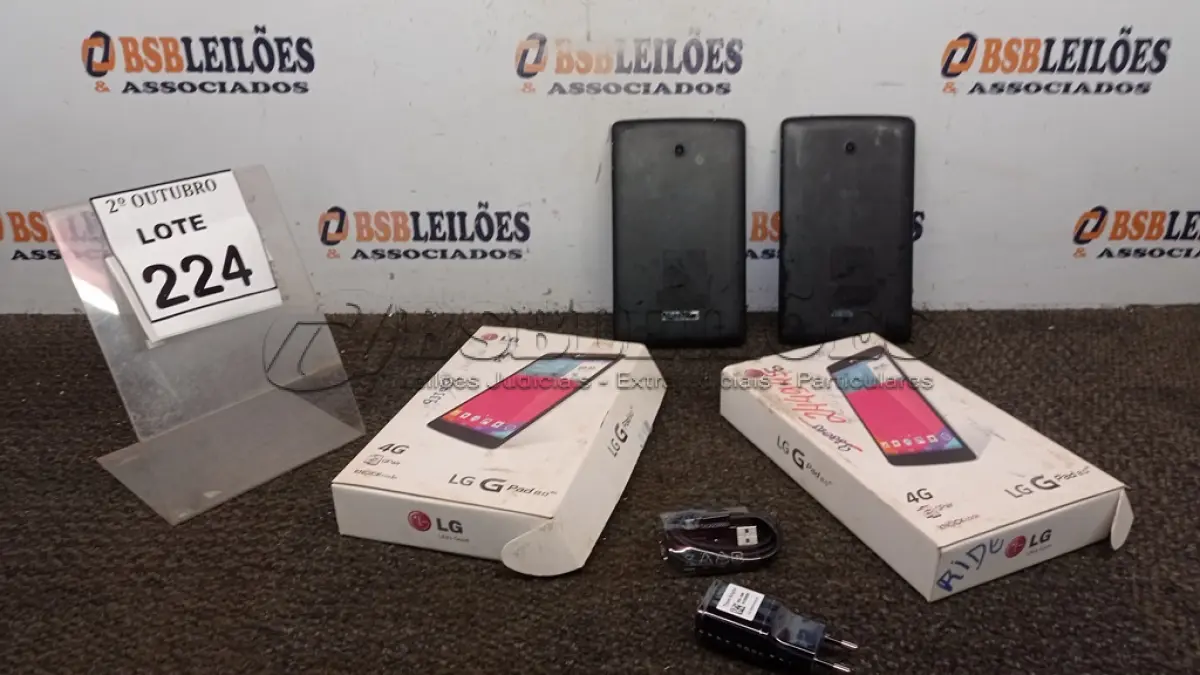 LOTE 224 - 02 TABLETS MODELO GPAD 8.0 4G MARCA LG. (NO ESTADO) ATENÇÃO! FAZER A VISITAÇÃO ANTES DE ARREMATAR, NÃO SABEMOS SE FUNCIONA, LEILÃO NÃO TEM GARANTIA E NEM DEVOLUÇÃO, SUJEITO A POSSÍVEIS AVARIAS VISÍVEIS/OCULTAS E/OU AUSÊNCIA DE COMPONENTES.
