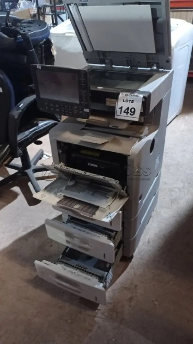 LOTE 149 - 01 COPIADORA MULTIFUNCIONAL MODELO AFICIO SP 5210SF MARCA RICOH. (NO ESTADO) ATENÇÃO! FAZER A VISITAÇÃO ANTES DE ARREMATAR, NÃO SABEMOS SE FUNCIONA, LEILÃO NÃO TEM GARANTIA E NEM DEVOLUÇÃO, SUJEITO A POSSÍVEIS AVARIAS VISÍVEIS/OCULTAS E/OU AUSÊNCIA DE COMPONENTES.
