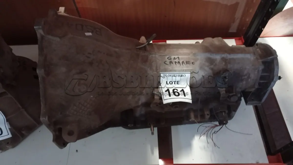 LOTE 161 - 01 CÂMBIO AUTOMÁTICO GM CAMARO. (NO ESTADO) ATENÇÃO! FAZER A VISITAÇÃO ANTES DE ARREMATAR, NÃO SABEMOS SE FUNCIONA, LEILÃO NÃO TEM GARANTIA E NEM DEVOLUÇÃO, SUJEITO A POSSÍVEIS AVARIAS VISÍVEIS/OCULTAS E/OU AUSÊNCIA DE COMPONENTES.