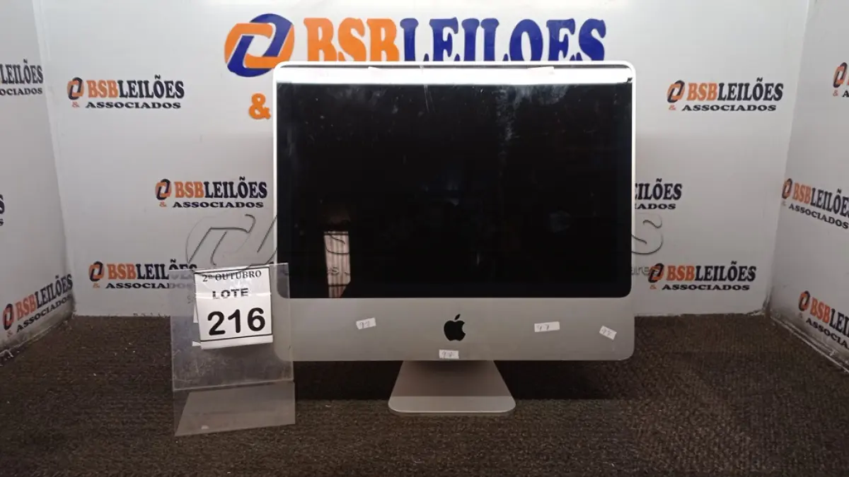 LOTE 216 - 01 IMAC APPLE. (NO ESTADO) ATENÇÃO! FAZER A VISITAÇÃO ANTES DE ARREMATAR, NÃO SABEMOS SE FUNCIONA, LEILÃO NÃO TEM GARANTIA E NEM DEVOLUÇÃO, SUJEITO A POSSÍVEIS AVARIAS VISÍVEIS/OCULTAS E/OU AUSÊNCIA DE COMPONENTES.