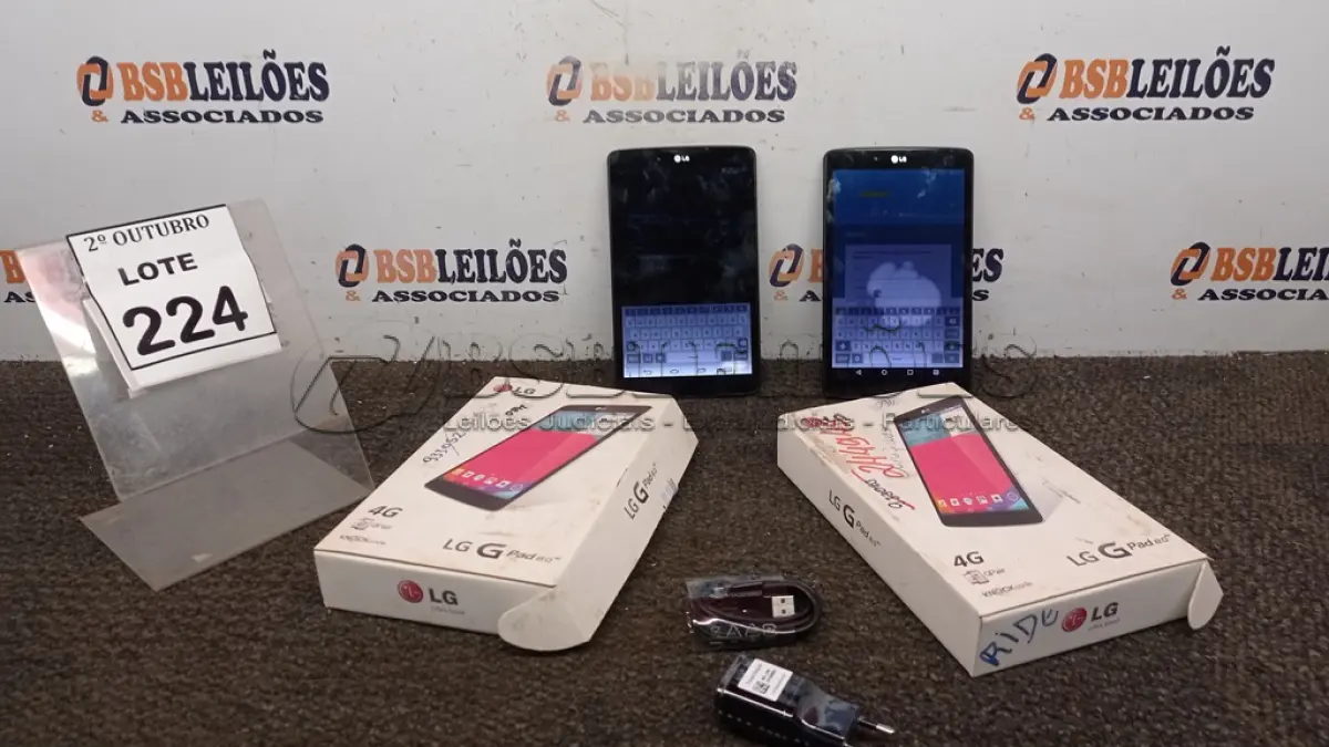 LOTE 224 - 02 TABLETS MODELO GPAD 8.0 4G MARCA LG. (NO ESTADO) ATENÇÃO! FAZER A VISITAÇÃO ANTES DE ARREMATAR, NÃO SABEMOS SE FUNCIONA, LEILÃO NÃO TEM GARANTIA E NEM DEVOLUÇÃO, SUJEITO A POSSÍVEIS AVARIAS VISÍVEIS/OCULTAS E/OU AUSÊNCIA DE COMPONENTES.