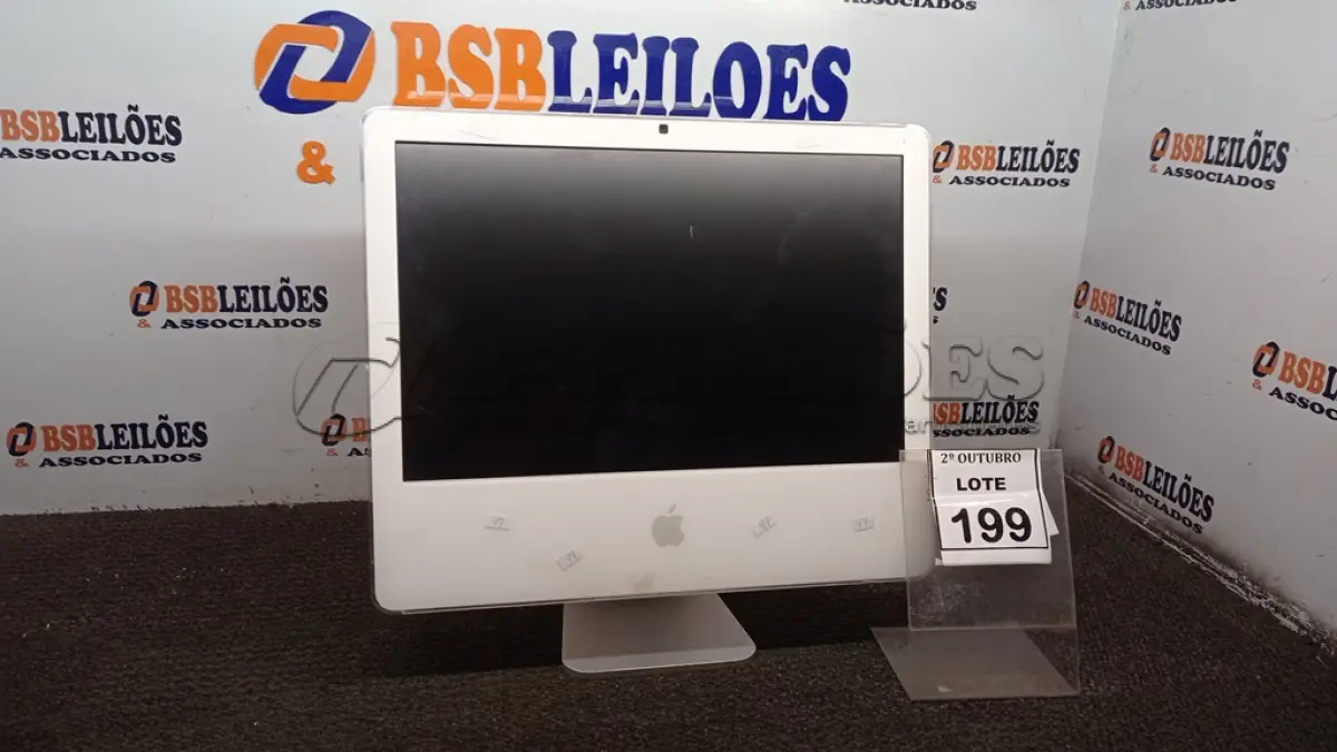 LOTE 199 - 01 IMAC APPLE. (NO ESTADO) ATENÇÃO! FAZER A VISITAÇÃO ANTES DE ARREMATAR, NÃO SABEMOS SE FUNCIONA, LEILÃO NÃO TEM GARANTIA E NEM DEVOLUÇÃO, SUJEITO A POSSÍVEIS AVARIAS VISÍVEIS/OCULTAS E/OU AUSÊNCIA DE COMPONENTES.