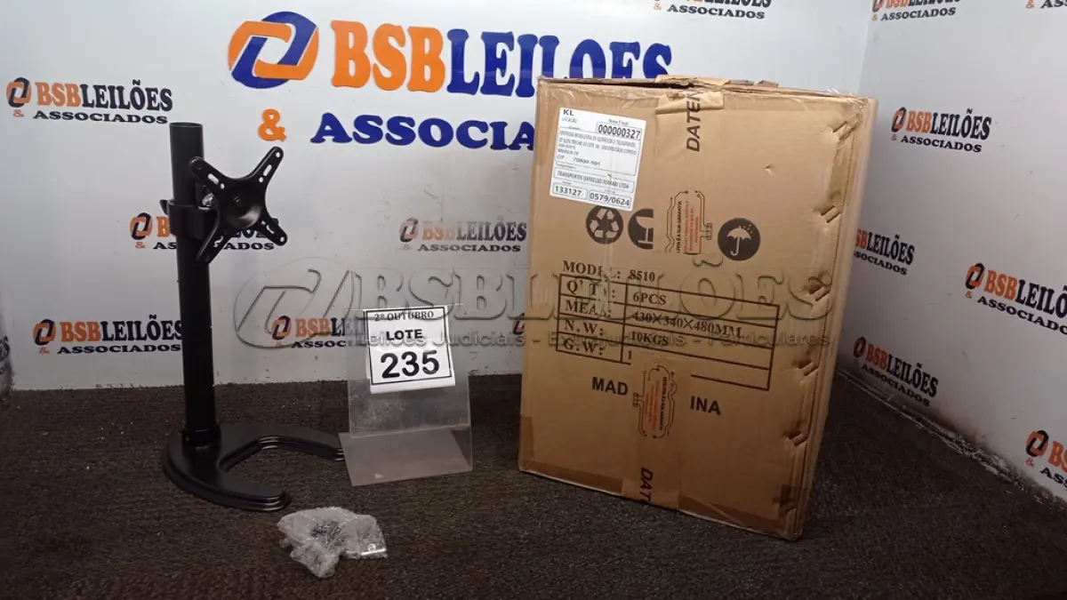 LOTE 235 - 01 CAIXA COM 06 SUPORTES PARA MONITORES MARCA DATEN. (NO ESTADO) ATENÇÃO! FAZER A VISITAÇÃO ANTES DE ARREMATAR, NÃO SABEMOS SE FUNCIONA, LEILÃO NÃO TEM GARANTIA E NEM DEVOLUÇÃO, SUJEITO A POSSÍVEIS AVARIAS VISÍVEIS/OCULTAS E/OU AUSÊNCIA DE COMPONENTES.