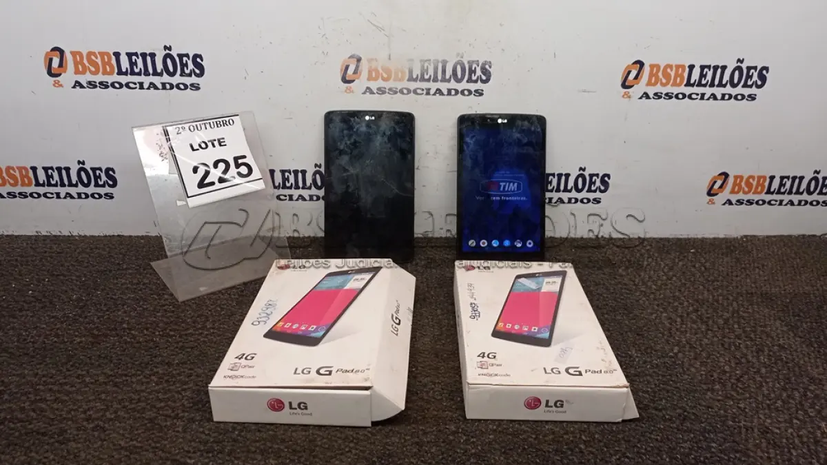 LOTE 225 - 02 TABLETS MODELO GPAD 8.0 4G MARCA LG. (NO ESTADO) ATENÇÃO! FAZER A VISITAÇÃO ANTES DE ARREMATAR, NÃO SABEMOS SE FUNCIONA, LEILÃO NÃO TEM GARANTIA E NEM DEVOLUÇÃO, SUJEITO A POSSÍVEIS AVARIAS VISÍVEIS/OCULTAS E/OU AUSÊNCIA DE COMPONENTES.