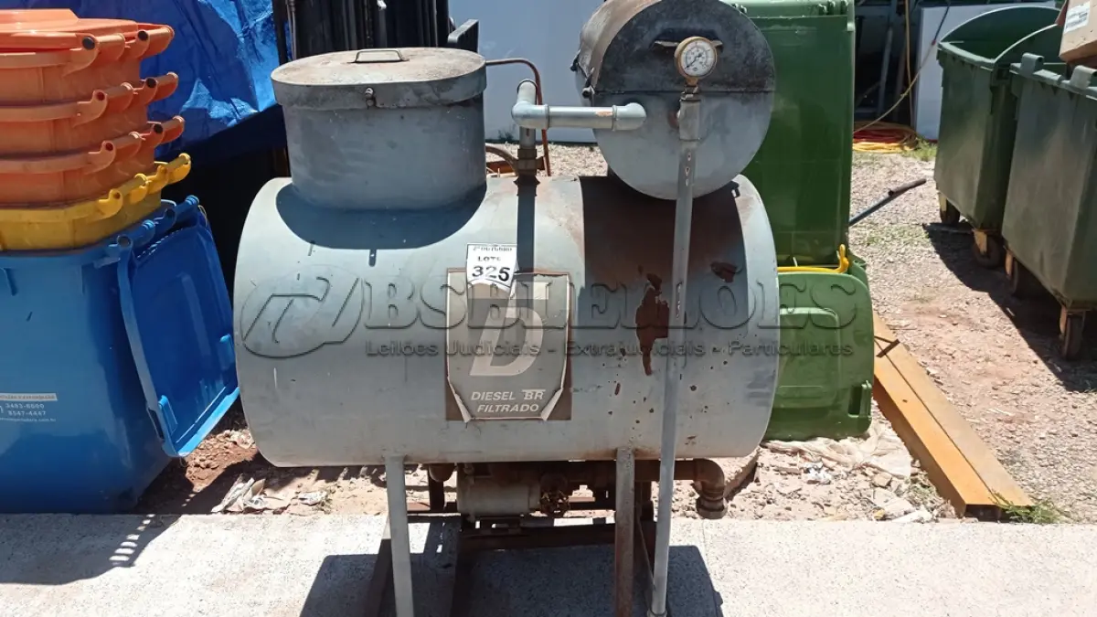 LOTE 325 - 01 FILTRO PRENSA PRA ÓLEO DIESEL. (NO ESTADO) ATENÇÃO! FAZER A VISITAÇÃO ANTES DE ARREMATAR, NÃO SABEMOS SE FUNCIONA, LEILÃO NÃO TEM GARANTIA E NEM DEVOLUÇÃO, SUJEITO A POSSÍVEIS AVARIAS VISÍVEIS/OCULTAS E/OU AUSÊNCIA DE COMPONENTES.