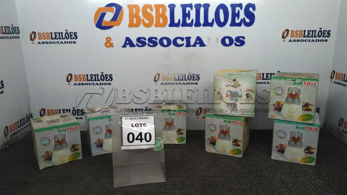 LOTE 040 - 07 ACESSÓRIOS PARA LIQUIDIFICADOR MARCA PIKTRIT. (NO ESTADO) ATENÇÃO! FAZER A VISITAÇÃO ANTES DE ARREMATAR, NÃO SABEMOS SE FUNCIONA, LEILÃO NÃO TEM GARANTIA E NEM DEVOLUÇÃO, SUJEITO A POSSÍVEIS AVARIAS VISÍVEIS/OCULTAS E/OU AUSÊNCIA DE COMPONENTES.