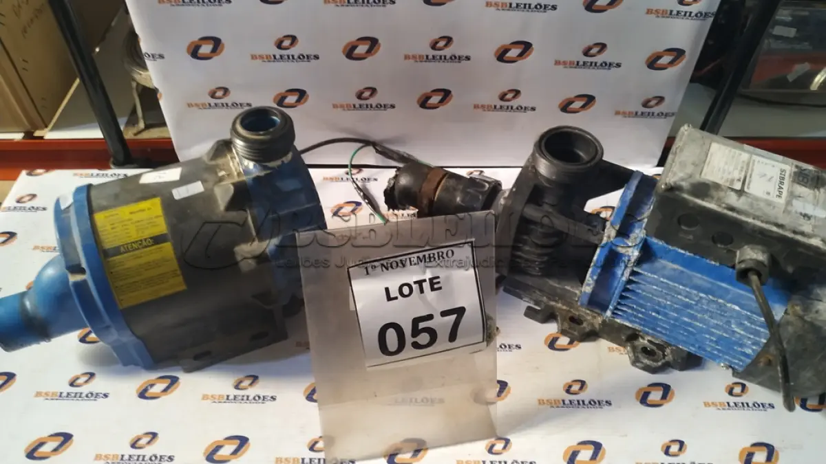LOTE 057 - 02 MOTOBOMBAS. (NO ESTADO) ATENÇÃO! FAZER A VISITAÇÃO ANTES DE ARREMATAR, NÃO SABEMOS SE FUNCIONA, LEILÃO NÃO TEM GARANTIA E NEM DEVOLUÇÃO, SUJEITO A POSSÍVEIS AVARIAS VISÍVEIS/OCULTAS E/OU AUSÊNCIA DE COMPONENTES.