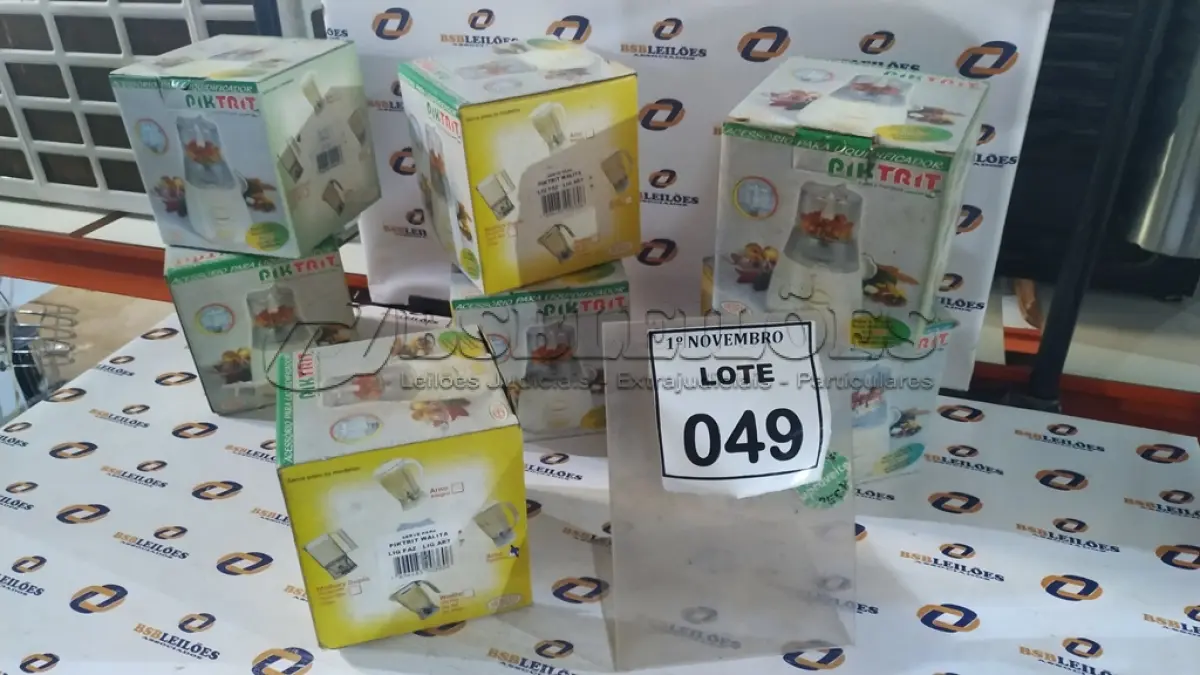 LOTE 049 - 07 ACESSÓRIOS PARA LIQUIDIFICADOR MARCA PIKTRIT. (NO ESTADO) ATENÇÃO! FAZER A VISITAÇÃO ANTES DE ARREMATAR, NÃO SABEMOS SE FUNCIONA, LEILÃO NÃO TEM GARANTIA E NEM DEVOLUÇÃO, SUJEITO A POSSÍVEIS AVARIAS VISÍVEIS/OCULTAS E/OU AUSÊNCIA DE COMPONENTES.