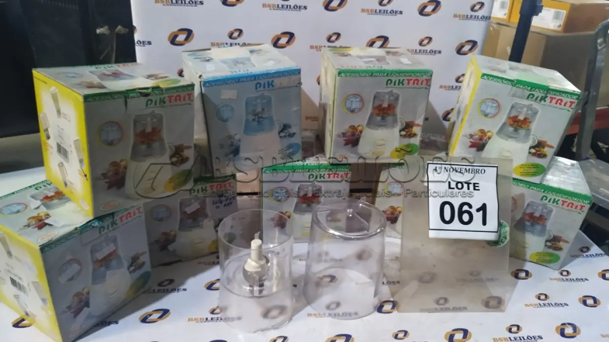 LOTE 061 - 09 ACESSÓRIOS PARA LIQUIDIFICADOR MARCA PIKTRIT. (NO ESTADO) ATENÇÃO! FAZER A VISITAÇÃO ANTES DE ARREMATAR, NÃO SABEMOS SE FUNCIONA, LEILÃO NÃO TEM GARANTIA E NEM DEVOLUÇÃO, SUJEITO A POSSÍVEIS AVARIAS VISÍVEIS/OCULTAS E/OU AUSÊNCIA DE COMPONENTES.