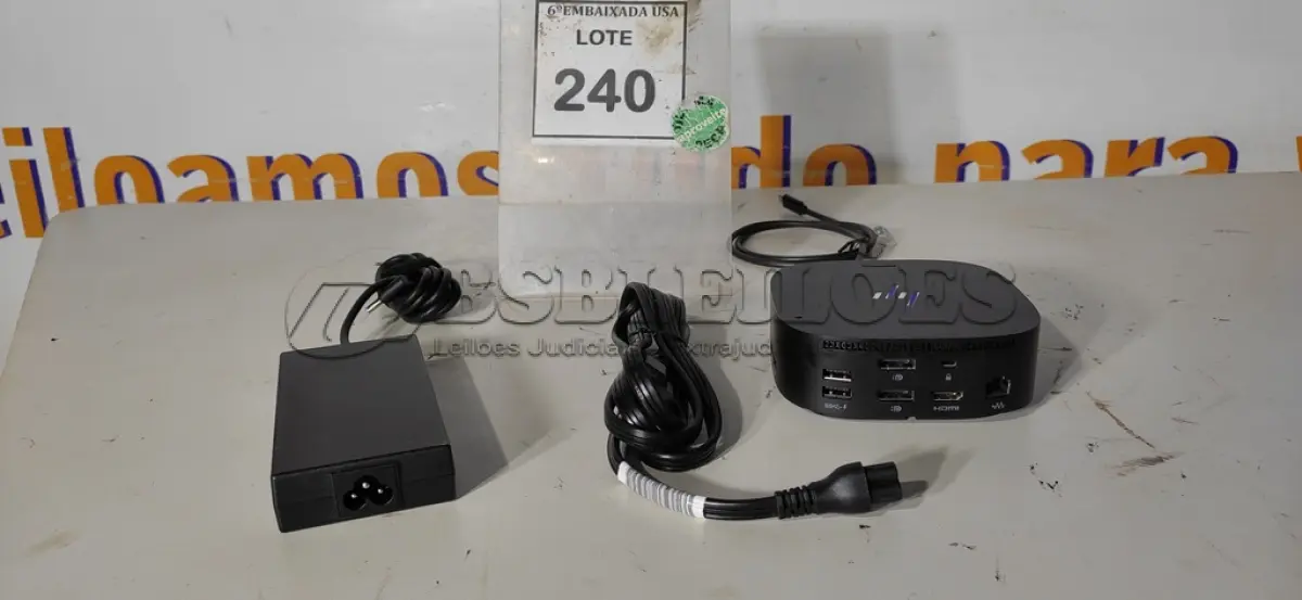 LOTE 240 - 01 DOCKING STATION HP HSN-IX02. (NOVO) (NO ESTADO EM QUE SE ENCONTRA. SUJEITO A AVARIAS OCULTAS/VISÍVEIS.)