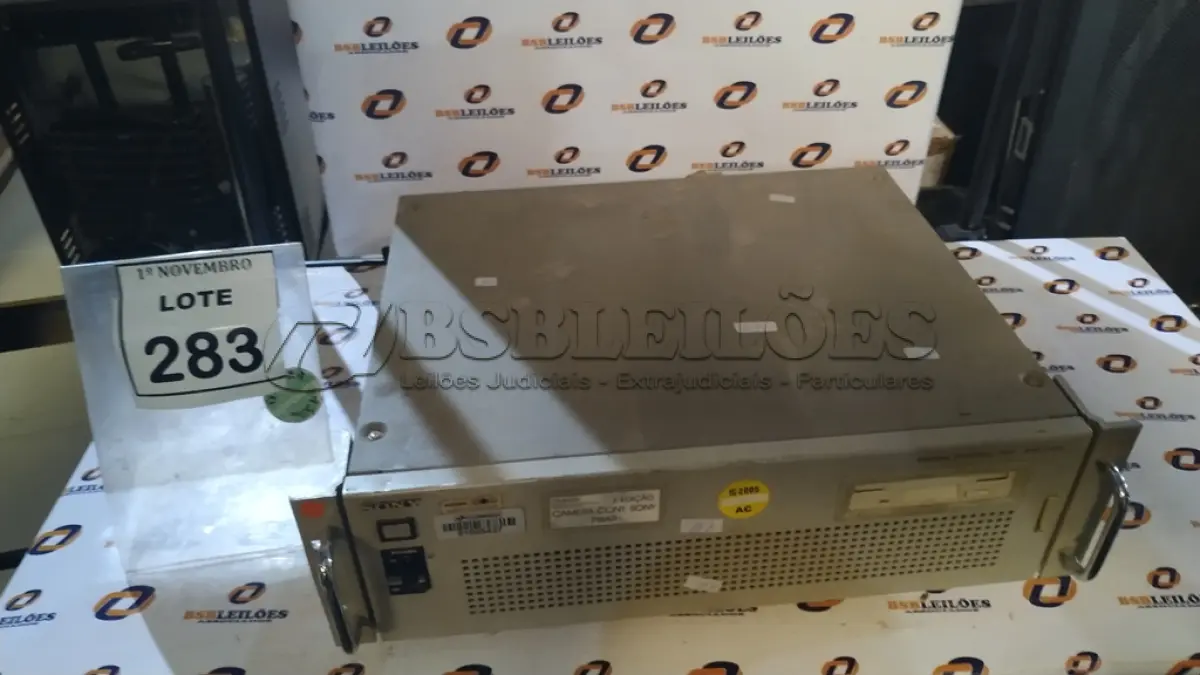 LOTE 283 - 01 UNIDADE DE CONTROLE DE EDIÇÃO MARCA SONY. (NO ESTADO) ATENÇÃO! FAZER A VISITAÇÃO ANTES DE ARREMATAR, NÃO SABEMOS SE FUNCIONA, LEILÃO NÃO TEM GARANTIA E NEM DEVOLUÇÃO, SUJEITO A POSSÍVEIS AVARIAS VISÍVEIS/OCULTAS E/OU AUSÊNCIA DE COMPONENTES.