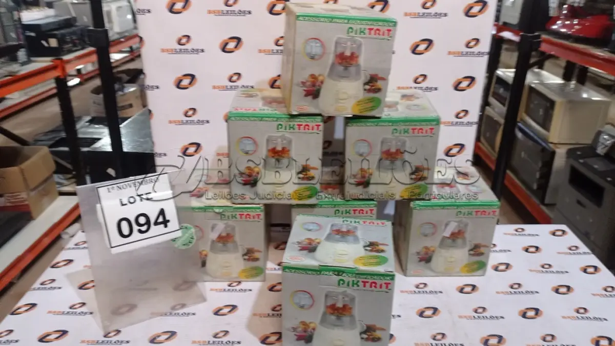 LOTE 094 - 07 ACESSÓRIOS PARA LIQUIDIFICADOR MARCA PIKTRIT. (NO ESTADO) ATENÇÃO! FAZER A VISITAÇÃO ANTES DE ARREMATAR, NÃO SABEMOS SE FUNCIONA, LEILÃO NÃO TEM GARANTIA E NEM DEVOLUÇÃO, SUJEITO A POSSÍVEIS AVARIAS VISÍVEIS/OCULTAS E/OU AUSÊNCIA DE COMPONENTES.
