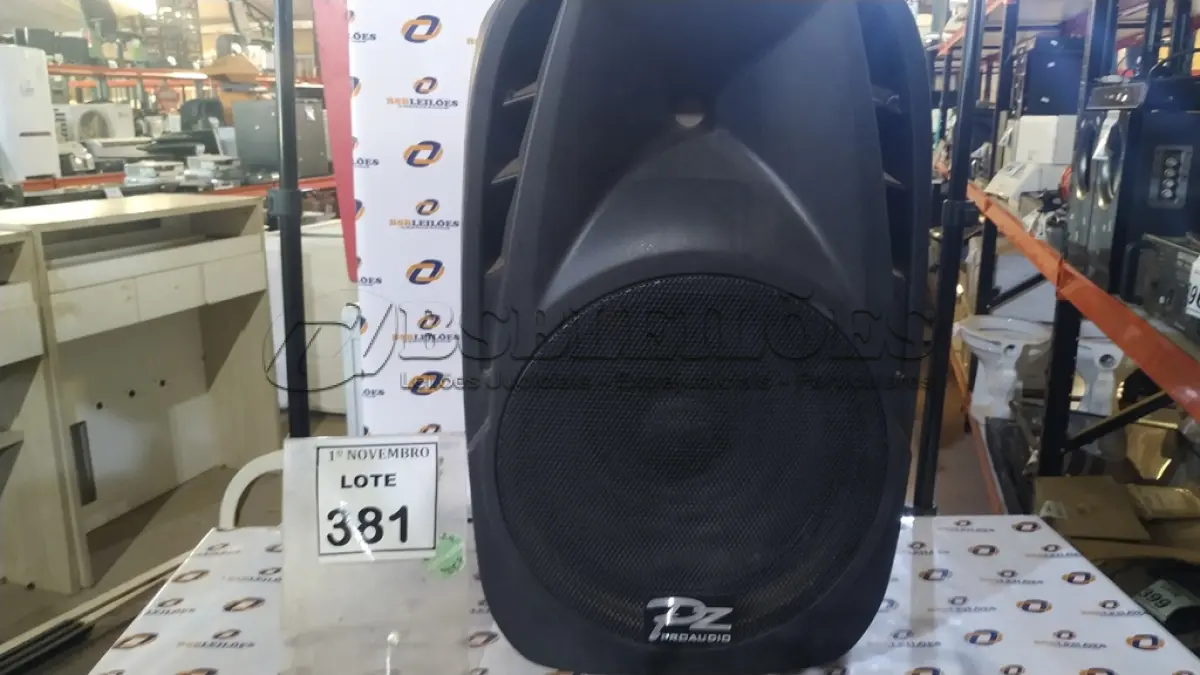 LOTE 381
