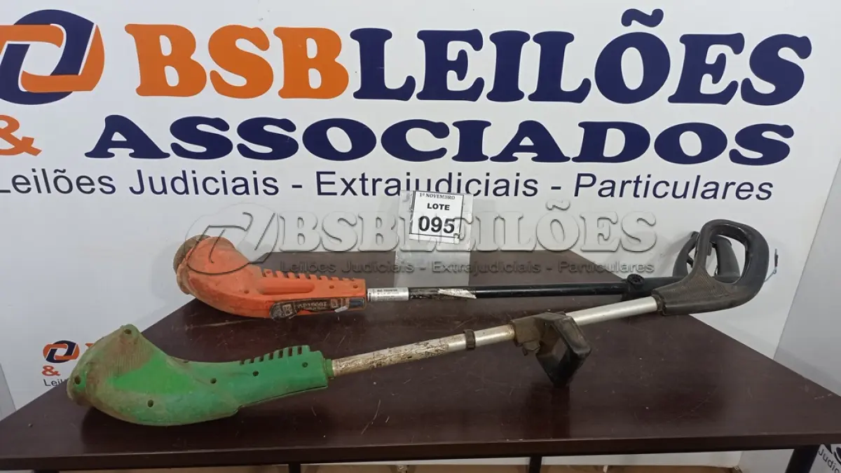 LOTE 095 - 02 ROÇADEIRAS ELÉTRICAS. (NO ESTADO) ATENÇÃO! FAZER A VISITAÇÃO ANTES DE ARREMATAR, NÃO SABEMOS SE FUNCIONA, LEILÃO NÃO TEM GARANTIA E NEM DEVOLUÇÃO, SUJEITO A POSSÍVEIS AVARIAS VISÍVEIS/OCULTAS E/OU AUSÊNCIA DE COMPONENTES.