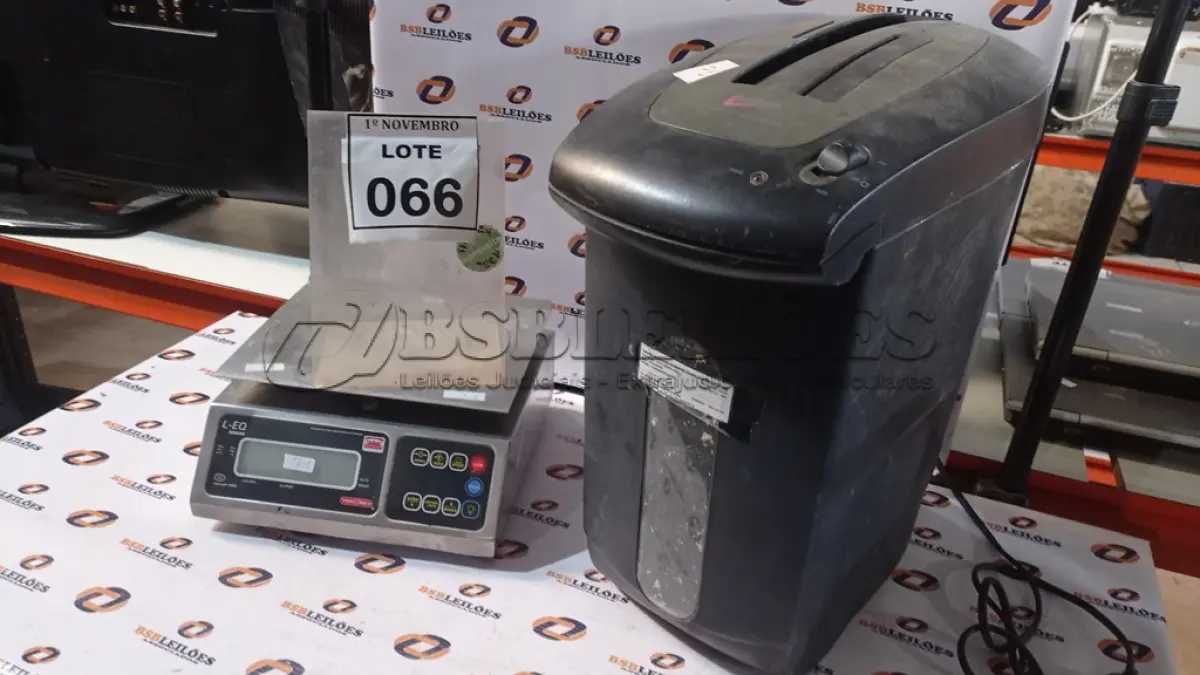 LOTE 066 - 01 BALANÇA E 01 FRAGMENTADORA. (NO ESTADO) ATENÇÃO! FAZER A VISITAÇÃO ANTES DE ARREMATAR, NÃO SABEMOS SE FUNCIONA, LEILÃO NÃO TEM GARANTIA E NEM DEVOLUÇÃO, SUJEITO A POSSÍVEIS AVARIAS VISÍVEIS/OCULTAS E/OU AUSÊNCIA DE COMPONENTES.