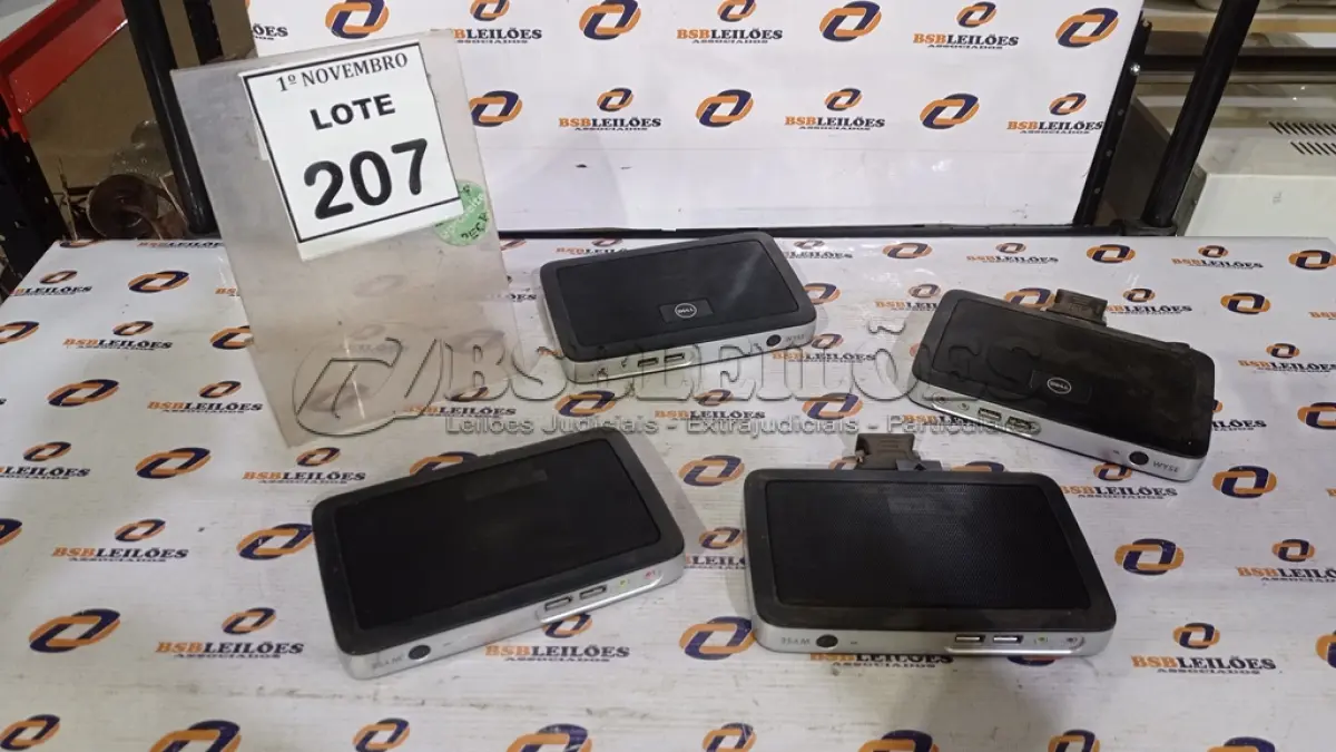 LOTE 207 - 04 MINIS CPU MARCA DELL. (NO ESTADO) ATENÇÃO! FAZER A VISITAÇÃO ANTES DE ARREMATAR, NÃO SABEMOS SE FUNCIONA, LEILÃO NÃO TEM GARANTIA E NEM DEVOLUÇÃO, SUJEITO A POSSÍVEIS AVARIAS VISÍVEIS/OCULTAS E/OU AUSÊNCIA DE COMPONENTES.