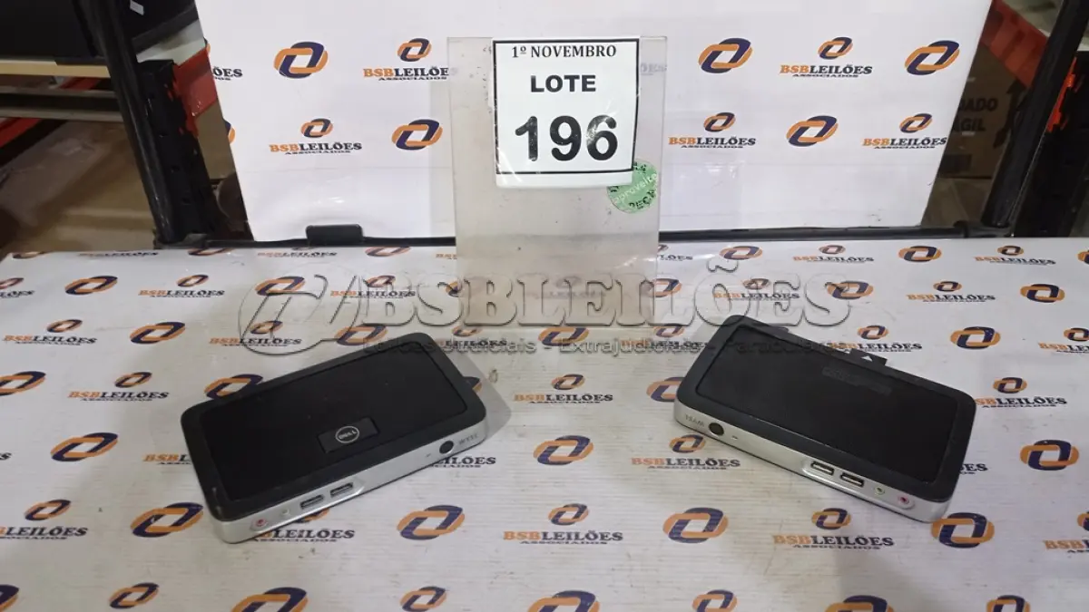 LOTE 196 - 02 MINIS CPU MARCA DELL. (NO ESTADO) ATENÇÃO! FAZER A VISITAÇÃO ANTES DE ARREMATAR, NÃO SABEMOS SE FUNCIONA, LEILÃO NÃO TEM GARANTIA E NEM DEVOLUÇÃO, SUJEITO A POSSÍVEIS AVARIAS VISÍVEIS/OCULTAS E/OU AUSÊNCIA DE COMPONENTES.