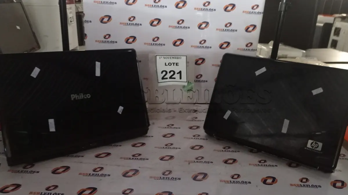 LOTE 221 - 02 NOTEBOOKS MARCAS HP E PHILCO. (NO ESTADO) ATENÇÃO! FAZER A VISITAÇÃO ANTES DE ARREMATAR, NÃO SABEMOS SE FUNCIONA, LEILÃO NÃO TEM GARANTIA E NEM DEVOLUÇÃO, SUJEITO A POSSÍVEIS AVARIAS VISÍVEIS/OCULTAS E/OU AUSÊNCIA DE COMPONENTES.