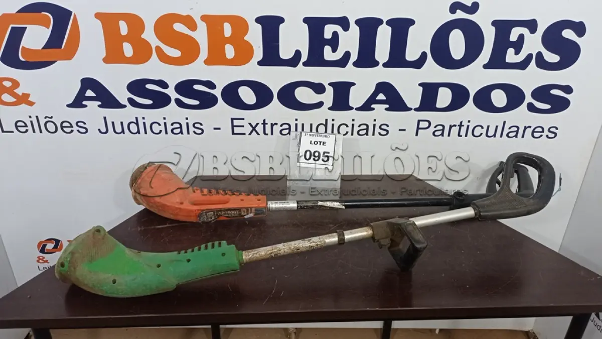 LOTE 095 - 02 ROÇADEIRAS ELÉTRICAS. (NO ESTADO) ATENÇÃO! FAZER A VISITAÇÃO ANTES DE ARREMATAR, NÃO SABEMOS SE FUNCIONA, LEILÃO NÃO TEM GARANTIA E NEM DEVOLUÇÃO, SUJEITO A POSSÍVEIS AVARIAS VISÍVEIS/OCULTAS E/OU AUSÊNCIA DE COMPONENTES.