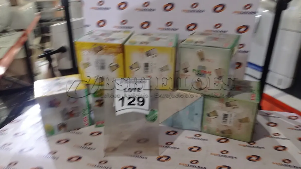 LOTE 129 - 07 ACESSÓRIOS PARA LIQUIDIFICADOR MARCA PIKTRIT. (NO ESTADO) ATENÇÃO! FAZER A VISITAÇÃO ANTES DE ARREMATAR, NÃO SABEMOS SE FUNCIONA, LEILÃO NÃO TEM GARANTIA E NEM DEVOLUÇÃO, SUJEITO A POSSÍVEIS AVARIAS VISÍVEIS/OCULTAS E/OU AUSÊNCIA DE COMPONENTES.