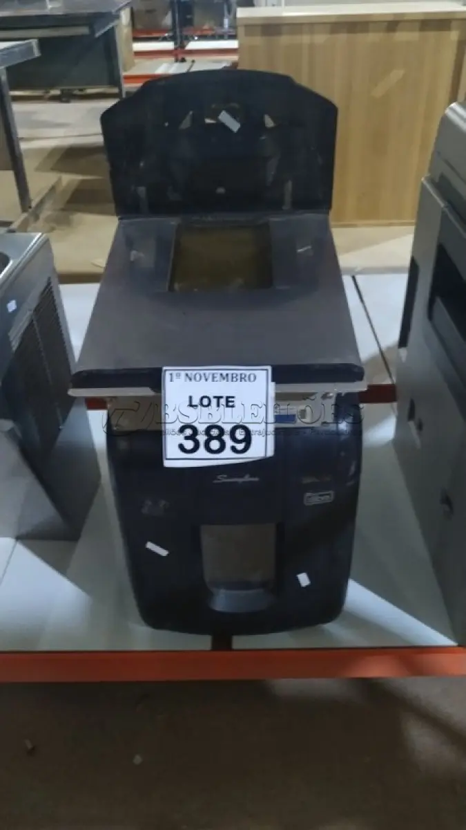 LOTE 389 - 01 FRAGMENTADORA DE PAPEL E 01 BALANÇA COM LEITORA FILIZOLA. (NO ESTADO) ATENÇÃO! FAZER A VISITAÇÃO ANTES DE ARREMATAR, NÃO SABEMOS SE FUNCIONA. LEILÃO NÃO TEM GARANTIA E NEM DEVOLUÇÃO, SUJEITO A POSSÍVEIS AVARIAS VISÍVEIS/OCULTAS E/OU AUSÊNCIA DE COMPONENTES.