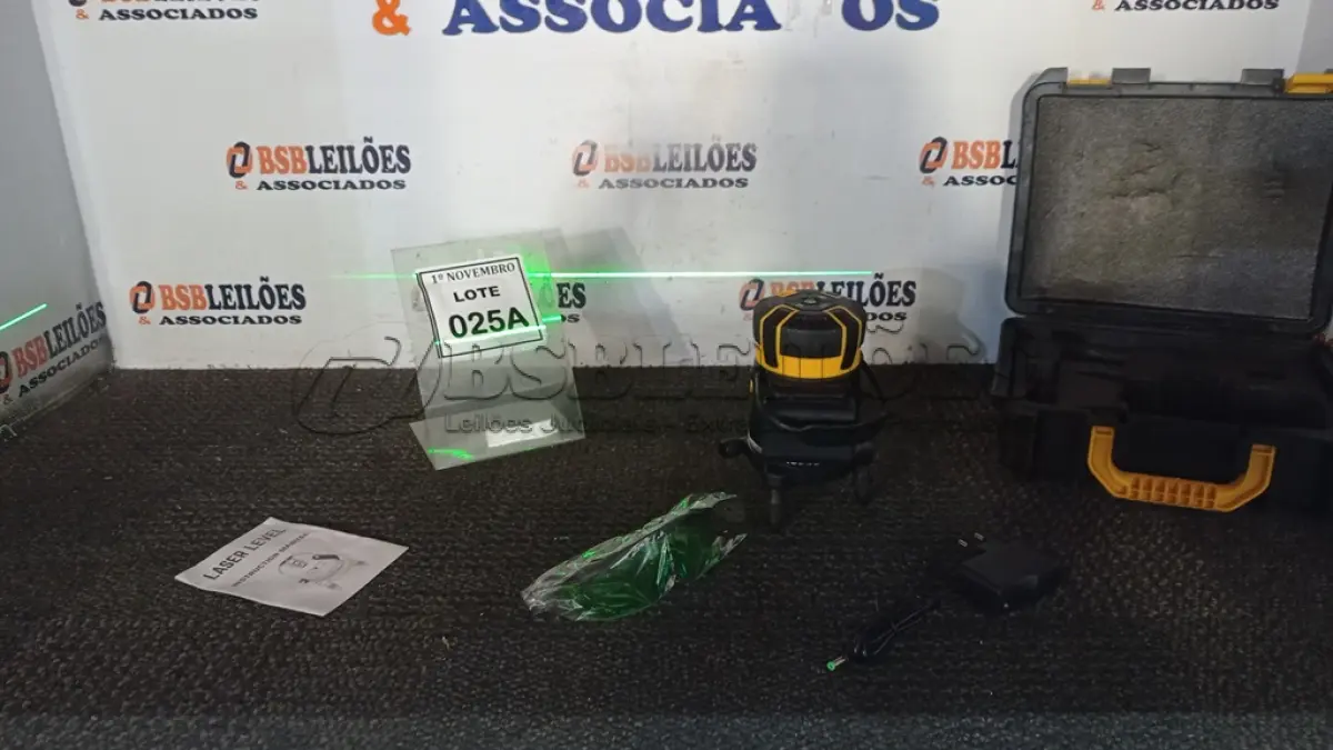 LOTE 025