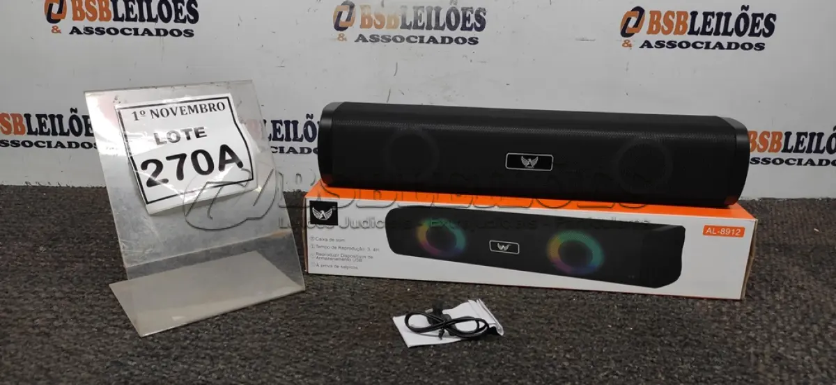 LOTE 270 - 01 CAIXINHA DE SOM BLUETOOTH MODELO AL-8912 MARCA ALTOMEX. (NO ESTADO) ATENÇÃO! FAZER A VISITAÇÃO ANTES DE ARREMATAR, NÃO SABEMOS SE FUNCIONA, LEILÃO NÃO TEM GARANTIA E NEM DEVOLUÇÃO, SUJEITO A POSSÍVEIS AVARIAS VISÍVEIS/OCULTAS E/OU AUSÊNCIA DE COMPONENTES.