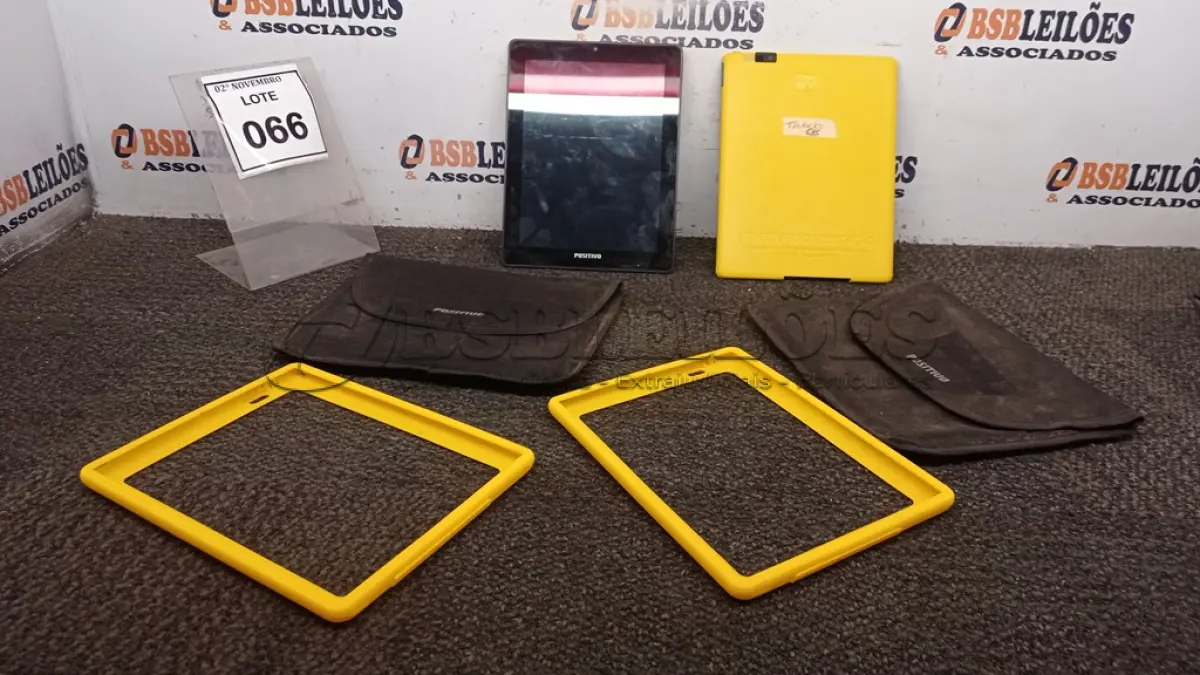 LOTE 066 - 02 TABLETS MARCA POSITIVO COM CAPA. (NO ESTADO) ATENÇÃO! FAZER A VISITAÇÃO ANTES DE ARREMATAR, NÃO SABEMOS SE FUNCIONA, LEILÃO NÃO TEM GARANTIA E NEM DEVOLUÇÃO, SUJEITO A POSSÍVEIS AVARIAS VISÍVEIS/OCULTAS E/OU AUSÊNCIA DE COMPONENTES.