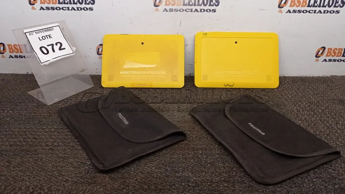 LOTE 072 - 02 TABLETS MARCA POSITIVO COM CAPA. (NO ESTADO) ATENÇÃO! FAZER A VISITAÇÃO ANTES DE ARREMATAR, NÃO SABEMOS SE FUNCIONA, LEILÃO NÃO TEM GARANTIA E NEM DEVOLUÇÃO, SUJEITO A POSSÍVEIS AVARIAS VISÍVEIS/OCULTAS E/OU AUSÊNCIA DE COMPONENTES.