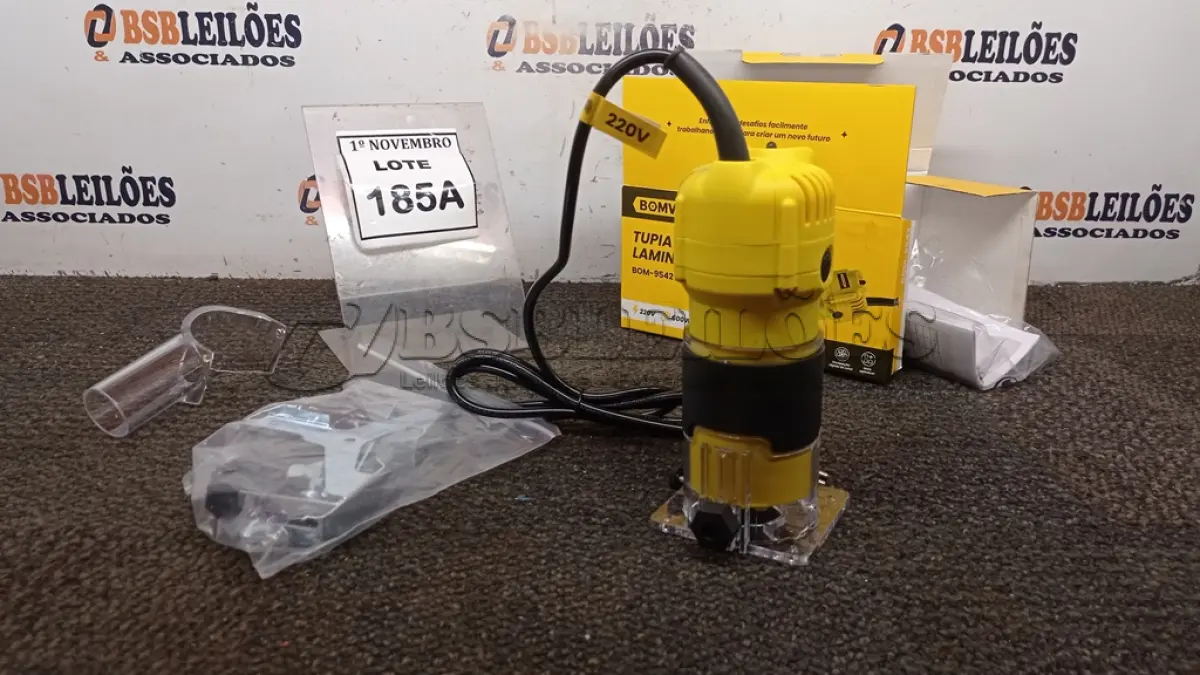 LOTE 185 - 01 TUPIA MANUAL LAMINADORA 600W 220V (PRODUTO NOVO). (NO ESTADO) ATENÇÃO! FAZER A VISITAÇÃO ANTES DE ARREMATAR, NÃO SABEMOS SE FUNCIONA, LEILÃO NÃO TEM GARANTIA E NEM DEVOLUÇÃO, SUJEITO A POSSÍVEIS AVARIAS VISÍVEIS/OCULTAS E/OU AUSÊNCIA DE COMPONENTES.