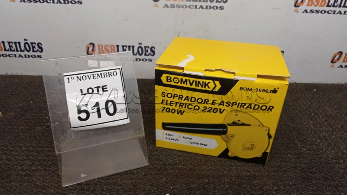 LOTE 510 - 01 SOPRADOR E ASPIRADOR ELÉTRICO 220V 700W 13600RPM (PRODUTO NOVO) (NO ESTADO) ATENÇÃO! FAZER A VISITAÇÃO ANTES DE ARREMATAR, NÃO SABEMOS SE FUNCIONA, LEILÃO NÃO TEM GARANTIA E NEM DEVOLUÇÃO, SUJEITO A POSSÍVEIS AVARIAS VISÍVEIS/OCULTAS E/OU AUSÊNCIA DE COMPONENTES.