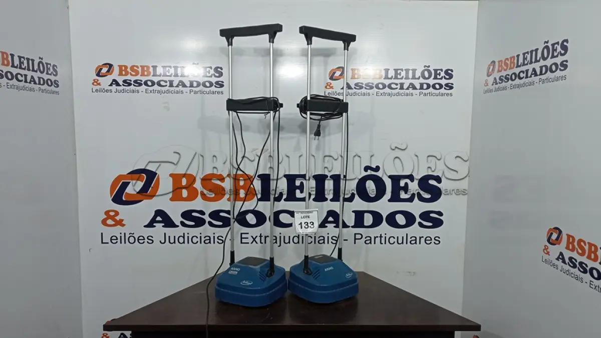 LOTE 133 - 02 ENCERADEIRAS ELÉTRICAS DOMÉSTICA MARCA ARNO. (NO ESTADO) ATENÇÃO! FAZER A VISITAÇÃO ANTES DE ARREMATAR, NÃO SABEMOS SE FUNCIONA, LEILÃO NÃO TEM GARANTIA E NEM DEVOLUÇÃO, SUJEITO A POSSÍVEIS AVARIAS VISÍVEIS/OCULTAS E/OU AUSÊNCIA DE COMPONENTES.