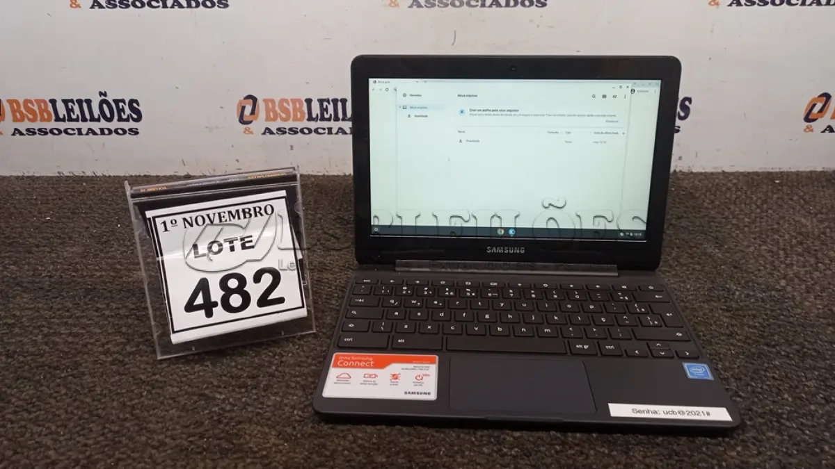 LOTE 482 - 01 NOTEBOOK TELA 11.6’’ 2GB DE MEMÓRIA MARCA SAMSUNG. (NO ESTADO) ATENÇÃO! FAZER A VISITAÇÃO ANTES DE ARREMATAR, NÃO SABEMOS SE FUNCIONA, LEILÃO NÃO TEM GARANTIA E NEM DEVOLUÇÃO, SUJEITO A POSSÍVEIS AVARIAS VISÍVEIS/OCULTAS E/OU AUSÊNCIA DE COMPONENTES.