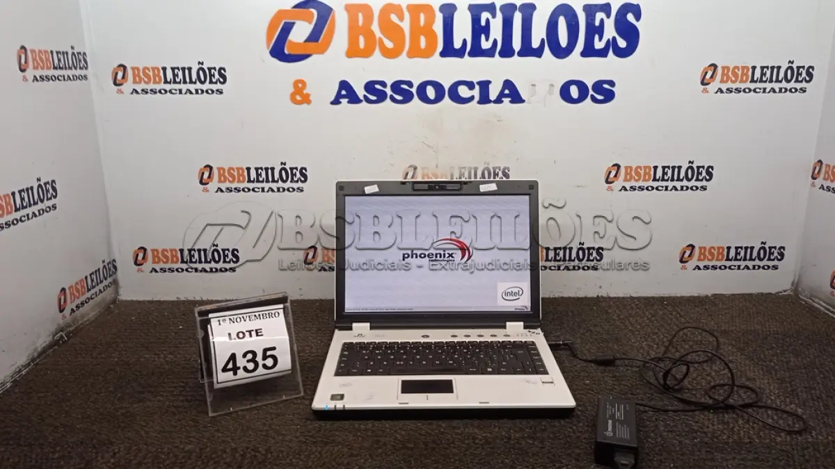 LOTE 435 - 01 NOTEBOOK MARCA DATEN COM FONTE. (NO ESTADO) ATENÇÃO! FAZER A VISITAÇÃO ANTES DE ARREMATAR, NÃO SABEMOS SE FUNCIONA, LEILÃO NÃO TEM GARANTIA E NEM DEVOLUÇÃO, SUJEITO A POSSÍVEIS AVARIAS VISÍVEIS/OCULTAS E/OU AUSÊNCIA DE COMPONENTES.