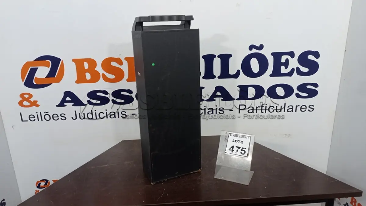 LOTE 475 - 01 CAIXA DE SOM MARCA INOVA. (NO ESTADO) ATENÇÃO! FAZER A VISITAÇÃO ANTES DE ARREMATAR, NÃO SABEMOS SE FUNCIONA, LEILÃO NÃO TEM GARANTIA E NEM DEVOLUÇÃO, SUJEITO A POSSÍVEIS AVARIAS VISÍVEIS/OCULTAS E/OU AUSÊNCIA DE COMPONENTES.