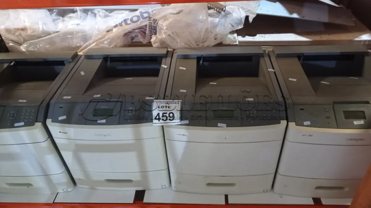 LOTE 459 - 04 IMPRESSORAS MODELO T654DN MARCA LEXMARK. (NO ESTADO) ATENÇÃO! FAZER A VISITAÇÃO ANTES DE ARREMATAR, NÃO SABEMOS SE FUNCIONA, LEILÃO NÃO TEM GARANTIA E NEM DEVOLUÇÃO, SUJEITO A POSSÍVEIS AVARIAS VISÍVEIS/OCULTAS E/OU AUSÊNCIA DE COMPONENTES.