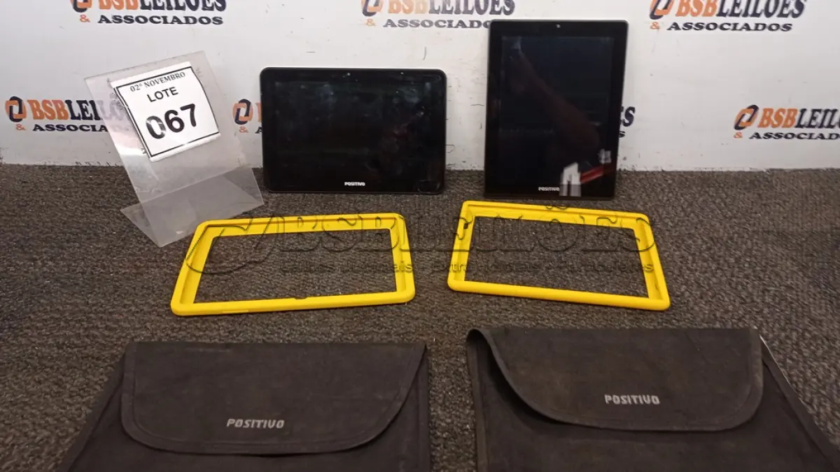 LOTE 067 - 02 TABLETS MARCA POSITIVO COM CAPA. (NO ESTADO) ATENÇÃO! FAZER A VISITAÇÃO ANTES DE ARREMATAR, NÃO SABEMOS SE FUNCIONA, LEILÃO NÃO TEM GARANTIA E NEM DEVOLUÇÃO, SUJEITO A POSSÍVEIS AVARIAS VISÍVEIS/OCULTAS E/OU AUSÊNCIA DE COMPONENTES.
