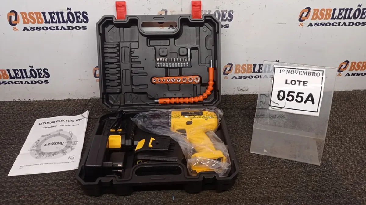 LOTE 055 - 01 PARAFUSADEIRA 36V DUAS BATERIAS COM MALETA E BITS (PRODUTO NOVO). (NO ESTADO) ATENÇÃO! FAZER A VISITAÇÃO ANTES DE ARREMATAR, NÃO SABEMOS SE FUNCIONA, LEILÃO NÃO TEM GARANTIA E NEM DEVOLUÇÃO, SUJEITO A POSSÍVEIS AVARIAS VISÍVEIS/OCULTAS E/OU AUSÊNCIA DE COMPONENTES.