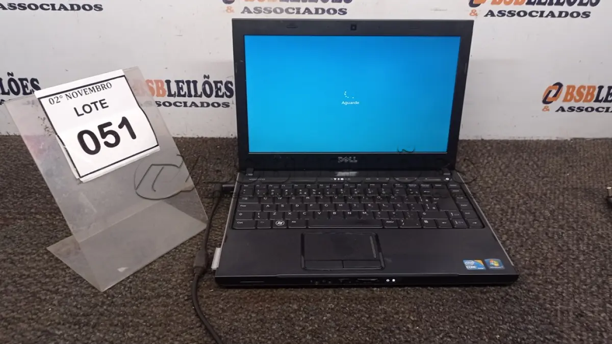LOTE 051 - 01 NOTEBOOK CORE I3 MARCA DELL. (NO ESTADO) ATENÇÃO! FAZER A VISITAÇÃO ANTES DE ARREMATAR, NÃO SABEMOS SE FUNCIONA, LEILÃO NÃO TEM GARANTIA E NEM DEVOLUÇÃO, SUJEITO A POSSÍVEIS AVARIAS VISÍVEIS/OCULTAS E/OU AUSÊNCIA DE COMPONENTES.