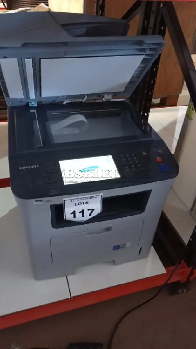 LOTE 117 - 01 IMPRESSORA MULTIFUNCIONAL MODELO SCX-5835NX MARCA SAMSUNG. (NO ESTADO) ATENÇÃO! FAZER A VISITAÇÃO ANTES DE ARREMATAR, NÃO SABEMOS SE FUNCIONA, LEILÃO NÃO TEM GARANTIA E NEM DEVOLUÇÃO, SUJEITO A POSSÍVEIS AVARIAS VISÍVEIS/OCULTAS E/OU AUSÊNCIA DE COMPONENTES.