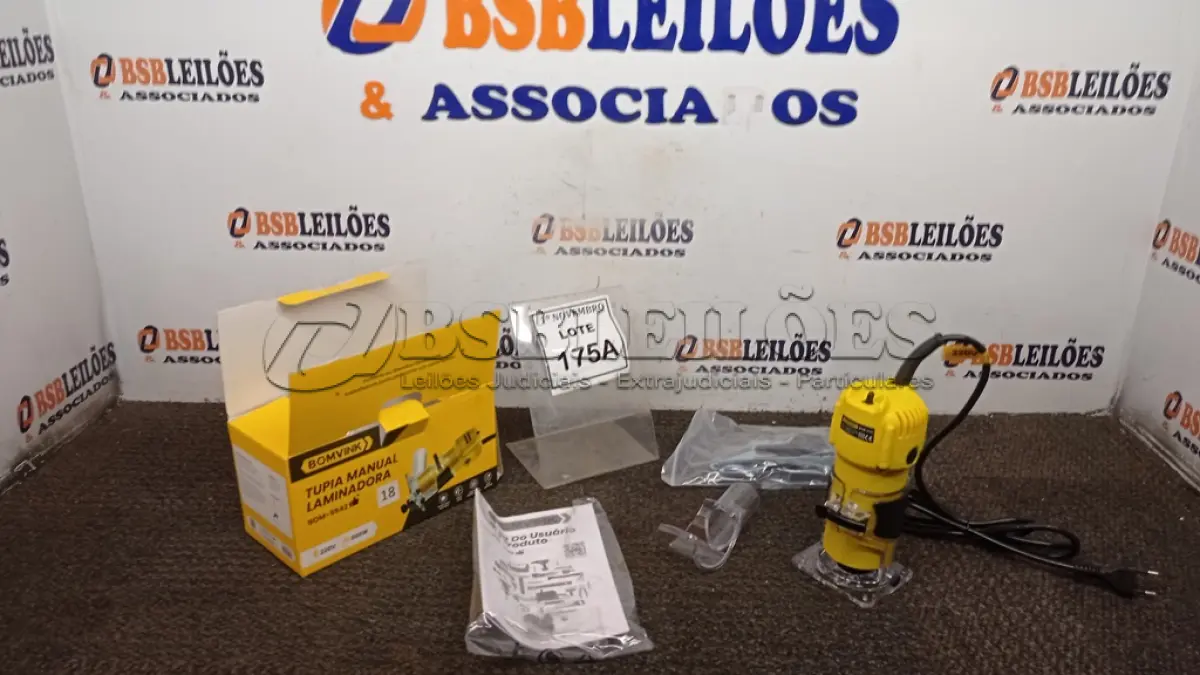 LOTE 175 - 01 TUPIA MANUAL LAMINADORA 600W 220V (PRODUTO NOVO). (NO ESTADO) ATENÇÃO! FAZER A VISITAÇÃO ANTES DE ARREMATAR, NÃO SABEMOS SE FUNCIONA, LEILÃO NÃO TEM GARANTIA E NEM DEVOLUÇÃO, SUJEITO A POSSÍVEIS AVARIAS VISÍVEIS/OCULTAS E/OU AUSÊNCIA DE COMPONENTES.