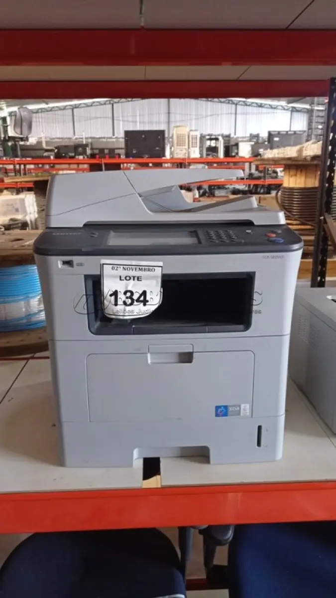 LOTE 134 - 01 IMPRESSORA MULTIFUNCIONAL MODELO SCX-5835NX MARCA SAMSUNG. (NO ESTADO) ATENÇÃO! FAZER A VISITAÇÃO ANTES DE ARREMATAR, NÃO SABEMOS SE FUNCIONA, LEILÃO NÃO TEM GARANTIA E NEM DEVOLUÇÃO, SUJEITO A POSSÍVEIS AVARIAS VISÍVEIS/OCULTAS E/OU AUSÊNCIA DE COMPONENTES.