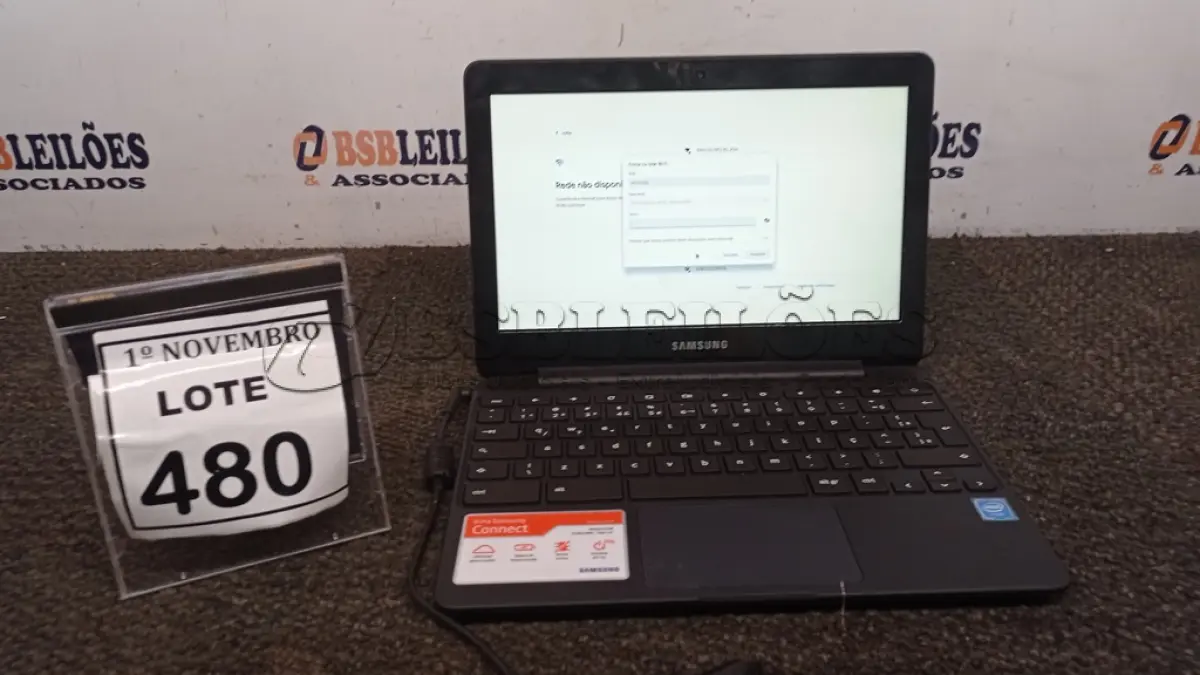 LOTE 480 - 01 NOTEBOOK TELA 11.6’’ 2GB DE MEMÓRIA MARCA SAMSUNG. (NO ESTADO) ATENÇÃO! FAZER A VISITAÇÃO ANTES DE ARREMATAR, NÃO SABEMOS SE FUNCIONA, LEILÃO NÃO TEM GARANTIA E NEM DEVOLUÇÃO, SUJEITO A POSSÍVEIS AVARIAS VISÍVEIS/OCULTAS E/OU AUSÊNCIA DE COMPONENTES.
