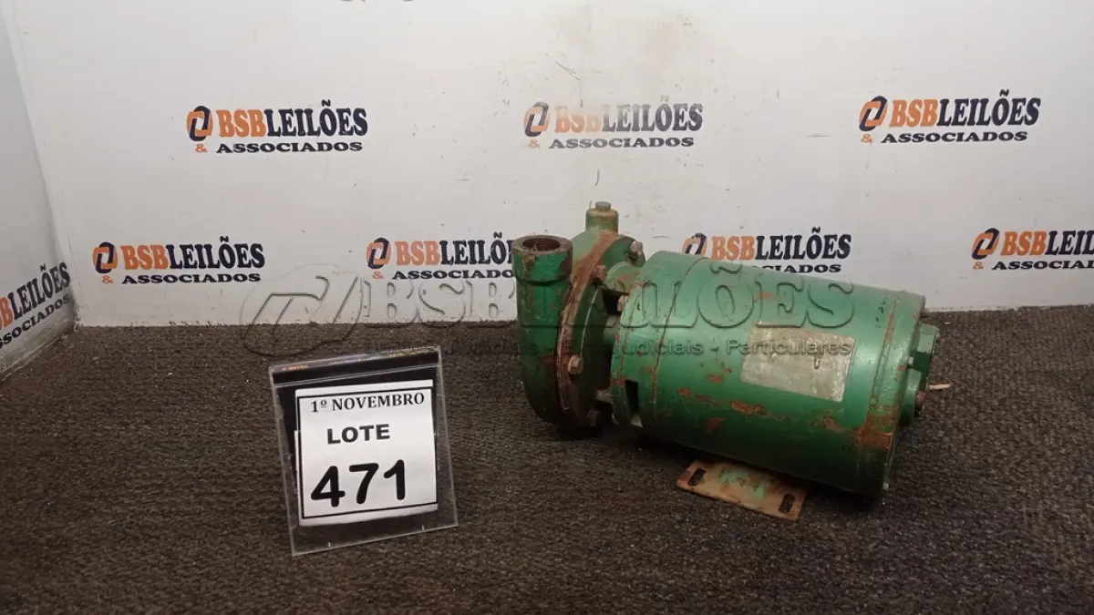 LOTE 471 - 01 BOMBA D’ÁGUA. (NO ESTADO) ATENÇÃO! FAZER A VISITAÇÃO ANTES DE ARREMATAR, NÃO SABEMOS SE FUNCIONA, LEILÃO NÃO TEM GARANTIA E NEM DEVOLUÇÃO, SUJEITO A POSSÍVEIS AVARIAS VISÍVEIS/OCULTAS E/OU AUSÊNCIA DE COMPONENTES.