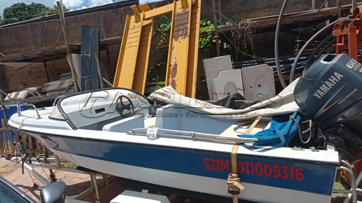 LOTE 512 - 01 LANCHA MOTORBOAT PARA 1 TRIPULANTE E 03 PASSAGEIROS. (NO ESTADO)
