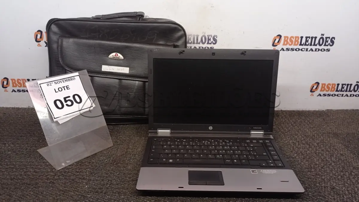 LOTE 050 - 01 NOTEBOOK SÉRIE PROBOOK MARCA HP COM MALETA. (NO ESTADO) ATENÇÃO! FAZER A VISITAÇÃO ANTES DE ARREMATAR, NÃO SABEMOS SE FUNCIONA, LEILÃO NÃO TEM GARANTIA E NEM DEVOLUÇÃO, SUJEITO A POSSÍVEIS AVARIAS VISÍVEIS/OCULTAS E/OU AUSÊNCIA DE COMPONENTES.