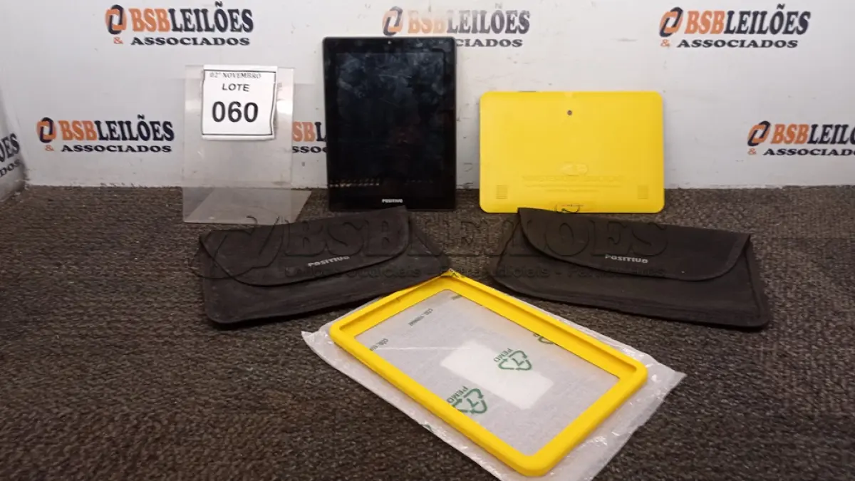 LOTE 060 - 02 TABLETS MARCA POSITIVO COM CAPA. (NO ESTADO) ATENÇÃO! FAZER A VISITAÇÃO ANTES DE ARREMATAR, NÃO SABEMOS SE FUNCIONA, LEILÃO NÃO TEM GARANTIA E NEM DEVOLUÇÃO, SUJEITO A POSSÍVEIS AVARIAS VISÍVEIS/OCULTAS E/OU AUSÊNCIA DE COMPONENTES.