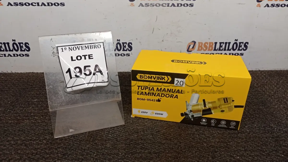 LOTE 195 - 01 TUPIA MANUAL LAMINADORA 600W 220V (PRODUTO NOVO). (NO ESTADO) ATENÇÃO! FAZER A VISITAÇÃO ANTES DE ARREMATAR, NÃO SABEMOS SE FUNCIONA, LEILÃO NÃO TEM GARANTIA E NEM DEVOLUÇÃO, SUJEITO A POSSÍVEIS AVARIAS VISÍVEIS/OCULTAS E/OU AUSÊNCIA DE COMPONENTES.
